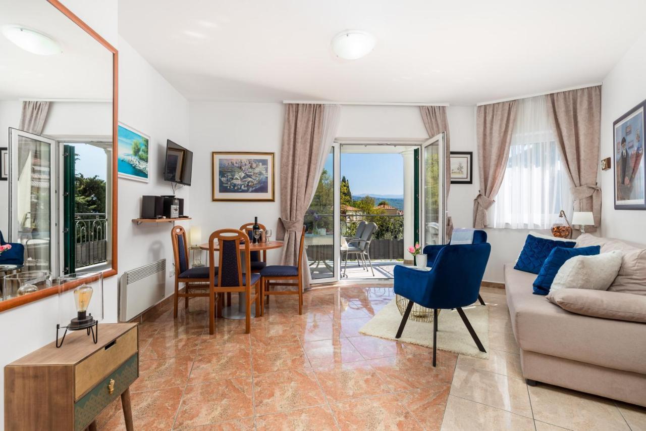 Light Summer Apartment With A Swimming Pool Opatija Zewnętrze zdjęcie
